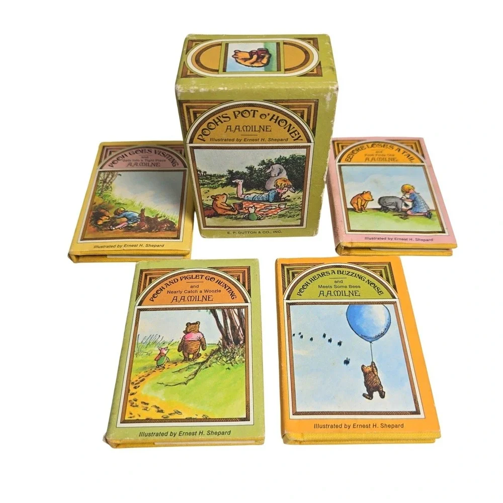 Vintage Winnie the Pooh Miniature Book Boxed Set 4 Milne 1968 HC w/ Sleeve